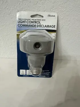 Olc5cflbc-4 Amertac Holdings Inc Outdoor Dusk-to-dawn Floodlight Light Control A1