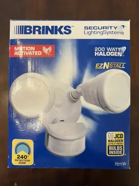 7011w Brinks Outdoor Motion Activated 200w Halogen 2-bulb Security Light White #7011w