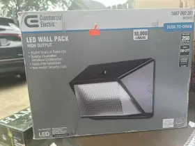 Wp80ce Commercial Electric Wp80ce/1 250-watt Integrated Led Bronze Dusk To Dawn Wall Pack Light 3000k-5000k