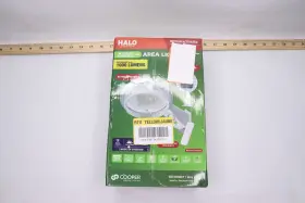 Cooper Sbl10a50gy Solar Powered Motion Activated Outdoor Led Security Area Light 5000 Lm