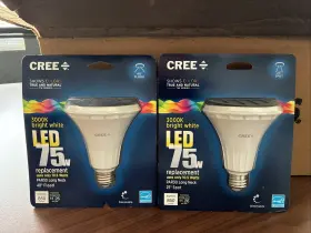 Bpar30l-0803040c Cree 2-pack 75w Dimmable Bright White 40 Degree Flood Led Bulb 850 Lumens Uses 10.5w