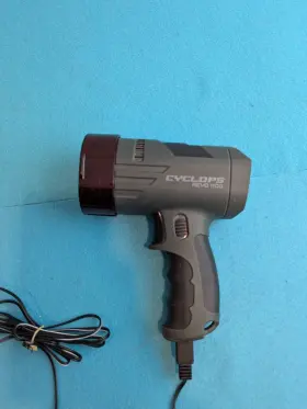 Cyc-x1100h Cyclops 1100 Revo Handheld Spotlight #2 Tested