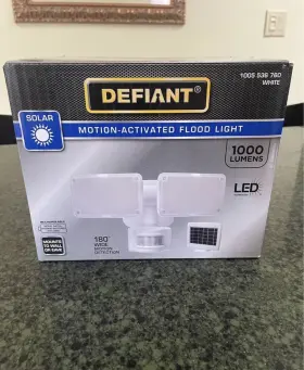 17000216 Defiant 180-degree White Motion Activated Solar Outdoor Security Flood Light