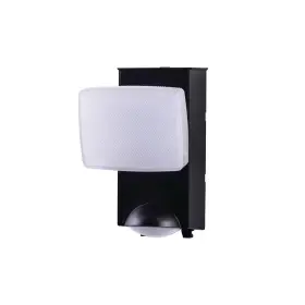 Defiant 705353315640 180 Black Motion Sensor Battery Powered Outdoor 1-head Dusk To Dawn Led Securit
