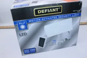 Dfi-7005-wh-g Defiant 1-pk 180 Degree Integrated Led Solar Powered Two Head Flood Light