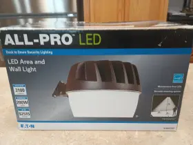 Al3050lpcbz Eaton All Pro Led Area And Wall Light Outdoor Security Lighting New