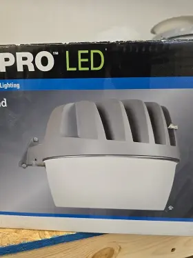 Al3050lpcgy Eaton Allpro Led Area Light 200watt Equivalent 3100 Lumens Photo Cell Gray N9