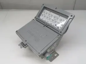 Cpmv5l-unv1 Eaton Champ Cpmv Led Wall Pack Lighting Fixture T251911