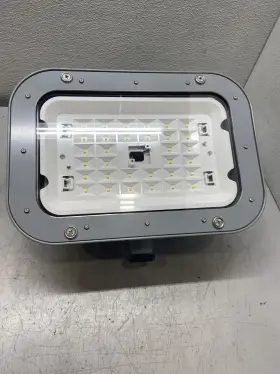 Fmva-11-76-unv3-m2 Eaton Series Champ Fmva Floodlight