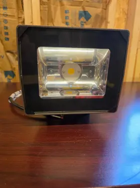 Nffld-s-c70-t-unv-pc1 Eaton Lumark Nffld-s-c70-t-unv Night Falcon Led Floodlight 120-277v 2500 Lumen