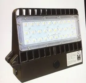 Ac120-277 Elemedia Wp8050u 80 Led Outdoor Full Cut Off Wall Security Light In Bronze 5000k - Ip