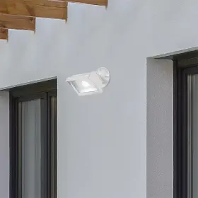 Envirolite 313115476470 White Integrated Led Outdoor Line Voltage Security Flood Light With Clear Glass