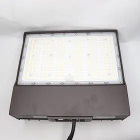 Vfll-1-lb3-cp3-mv-lvd-mm-7pr Eti Led Versa Flood Light Large Bronze 120-277vac 0-10v - Only