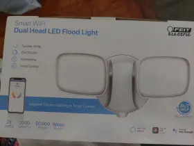 Feit Electric 017801737981 Smart Wi-fi Dual Head Flood Light Not Motion Or Camera