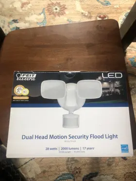 Feit Electric Co S9dfl/850motwh 28w 5000k 2000 Lumens Dual Head Flood Light White