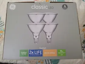 Ge 043168451376 Classic Led Floodlight 90w Outdoor Wet Rated 2x Life Warm White