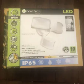Se1293-bp2-02lf0-g Goodearth #se1293-bp2-02lf0-g Good Earth Hardwired Led Light 240 3300 Lumens White Motion Detector New