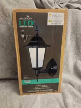 Brwl-sh10t-n-bk Greenchoice Led Outdoor Lantern Black 7w 500 Lumens Plastic Acrylic Uv Resistant