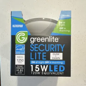 1250 Greenlite 15w/par38/fl/dd Security Par38 Led Flood Light 15w Bright White Dusk-to-dawn Lum