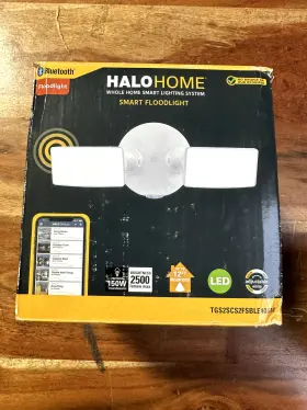 Tgs2csble40aw Halo 2500 Lumens Selectable Cct White Twin Head Square Outdoor Integrated Led Flood L