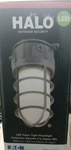 Vt1730 Halo Outdoor Security . Led Vapor Tight Floodlight Silver