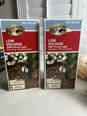 Hd28688bk Hampton Bay 2- Low Voltage Halogen Outdoor Flood Light Black Finish Metal New