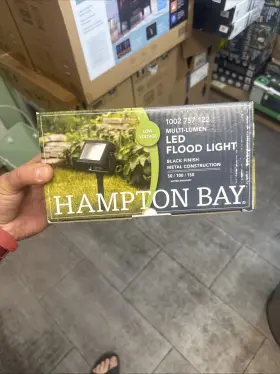 L04197 Hampton Bay Multi-lumen Led Flood Light Black Finish Metal Construction
