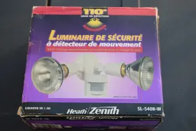 Sl-5408-w Heath / Zenith Gray Twin Flood Security Motion Light - Nos