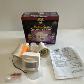Sl-5408-wh Heath Zenith Motion Sensor Flood Light White 2-light Hardwired Wall Mount