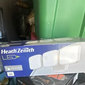 Hz-8810-wh Heathzenith Led Dusk-to-dawn Flood Light White 3000 Lm 3 Lights