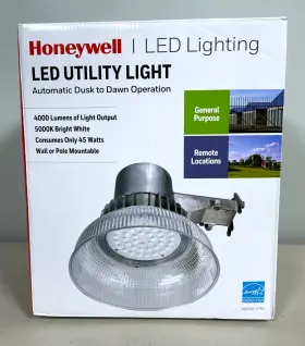 Ma0201-17rc Honeywell 884617738644 Led Outdoor Dusk To Dawn Utility Light Nib 4000 Lumens