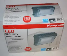 Me026051-82c Honeywell 6000 Lumens Led Outdoor Bright Security Wall Light Dusk To Dawn In Box