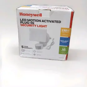 Nk2015a10610 Honeywell Led Motion Activated Plug In Security Light