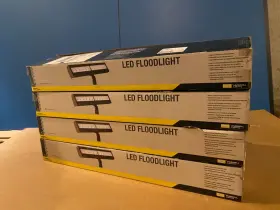 Alf-12lu-5k-bz Hubbell Lighting 21.4w 12 Leds Floodlight 5000k 120/277v