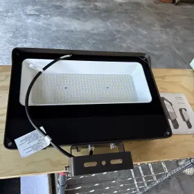 Ces-ls-vn-240w50120l12-tmbz Hyperlite Led Flood Light 240w 28800lm 5000k Daylight Ip65 Waterproof Outdoor