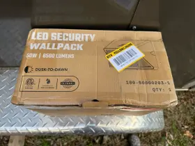 100-50000203-1 Intertek Led Wall Pack 50w 6500 Lumens Dusk-to-dawn Outdoor Light 4000k