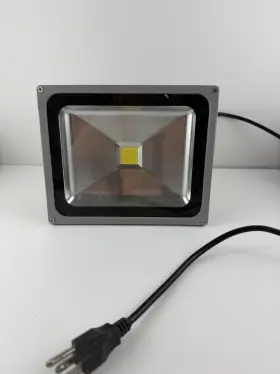 020506-00508 Lumicon Ip65 Led Flood Light White 30 Watt 2400 Lumen 100-240v -