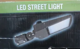 Metro 655466188696 Led Street Light 150w Outdoor Slipfitter Mount 5000k 20 250 Lumens