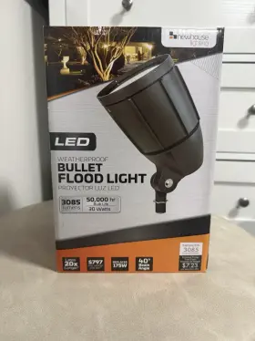 Blf030bz Newhouse Lighting Led Bullet Flood Light 30w 3085 Lumens 3000k Weatherproof