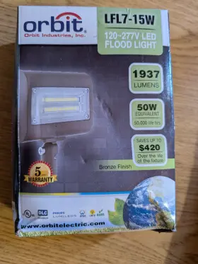 Lfl7-15w-ww-kn Orbit Bronze Knuckle Mount Led Fixture4-2/5 Inch X6-3/8 X 1-3/4 3000k