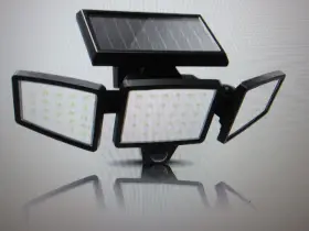 Cl-sml3 Pinegreen Lighting 3-head 8w Integrated Led Black Color 120-degree Solar Light Cl-sml3 Pinegreen Lighting 3-head 8w Integrated Led Black Color 120-degree Solar Light