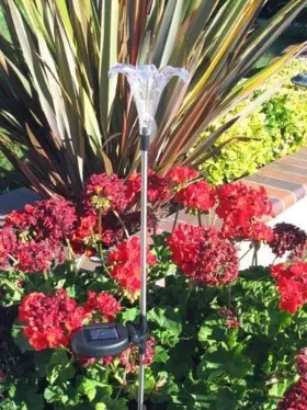 Relightable 688931832626 Solar Powered Garden Stake Led Light Set Of 2 Lily Flower