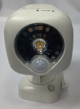 5b11s8-weno Ring 5b11s8-wen0 Smart Lighting Spotlight White Clean Excellent