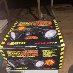 Sf76 Satco Sf76/531 150 Watt Bronze Motion Sensing No Bulbs Included Flood Light Damaged Box Sf76 Satco Sf76/531 150 Watt Bronze Motion Sensing No Bulbs Included Flood Light Damaged Box