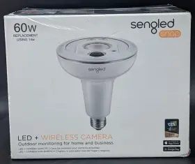 10022 Sengled Snap Led Light With Integrated Hd Security Camera Outdoor Monitoring