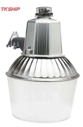 L1741 Southwire 313027038018 New 150w High Pressure Sodium Dusk To Dawn Security Light 12 Inch Reflector