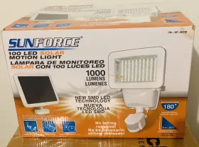 Sunforce 688432821013 100 Led Solar Powered Motion Security Light - Open Box