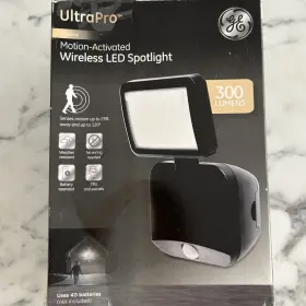 Ultrapro 030878523585 Motion Activated Wireless Led Spotlight Outdoor 300 Lumens Battery Op