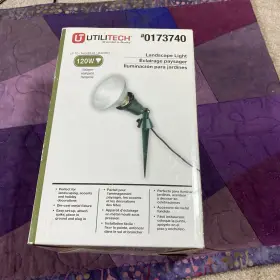 0173740 Utilitech #0173740 Green Line 120w Halogen Landscape Accent Holiday Flood Light