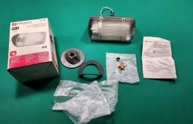 187705 Utilitech 26 Watt Flourescent Outdoor Utility Light Dusk To Dawn #187705